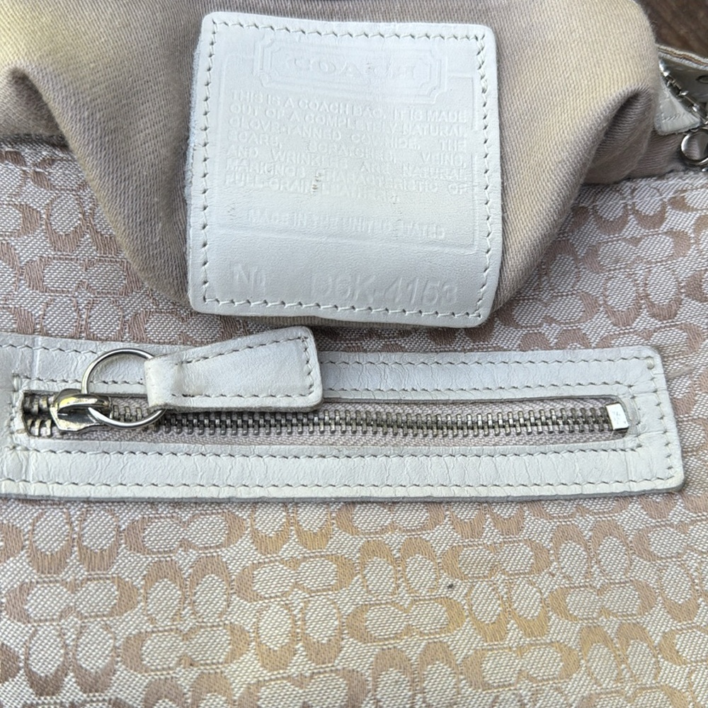 Coach Signature C Demi
Ivory Gold Silver Beige 4153 - Picture 7 of 9